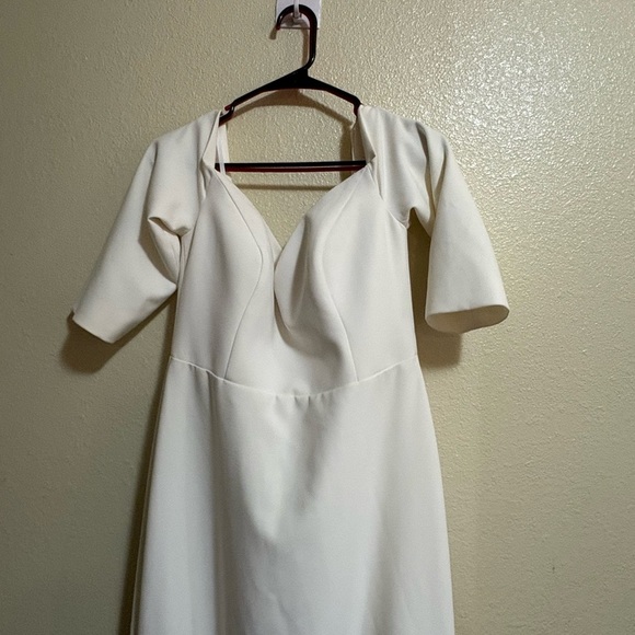 Vagabond Off White Medusa Wedding Dress - Picture 5 of 13